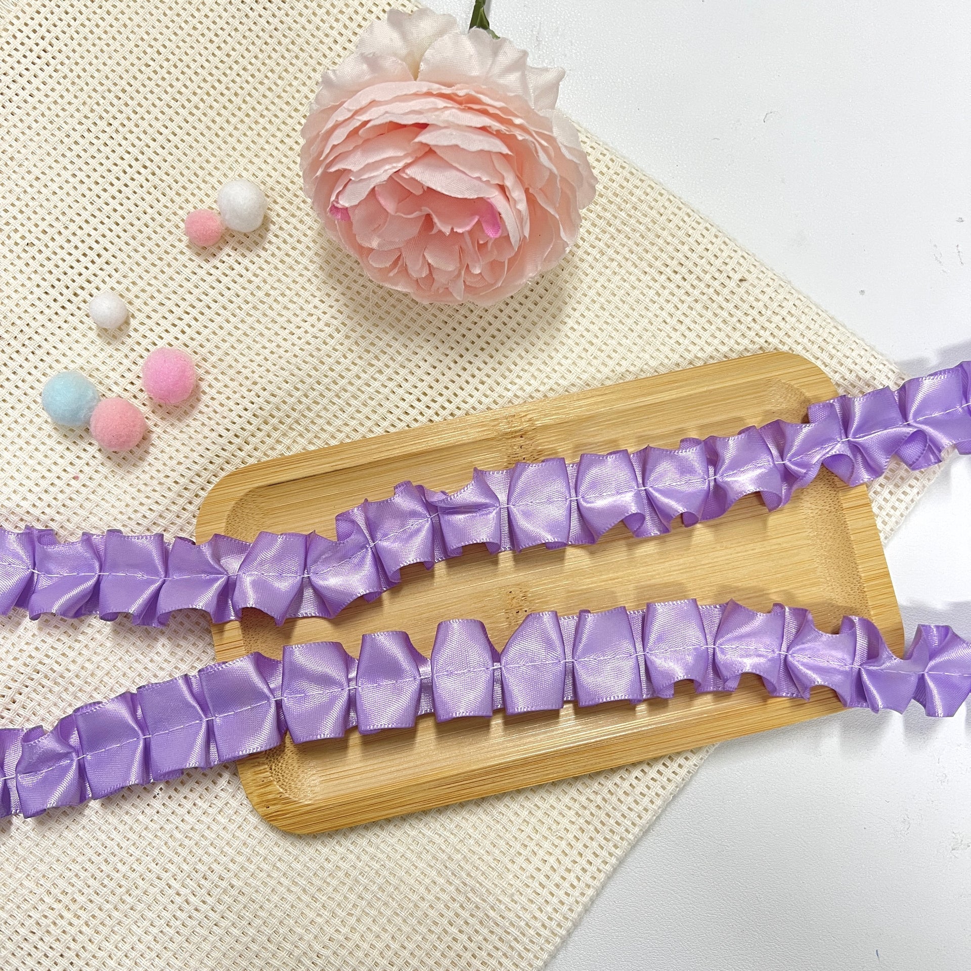 Nastro di raso con chiusura a coulisse da 100 cm: viola Nastro di raso con chiusura a coulisse da 100 cm: viola